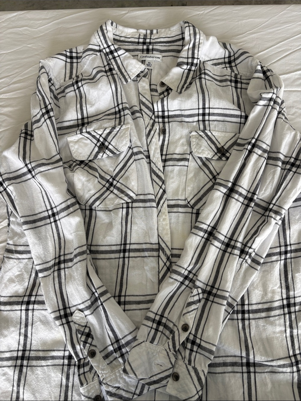 croft & barrow White and Black Plaid Shirt Jacket